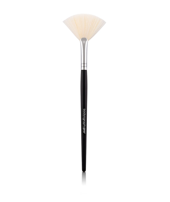 Fan Brush - Bodyography Professional Cosmetics